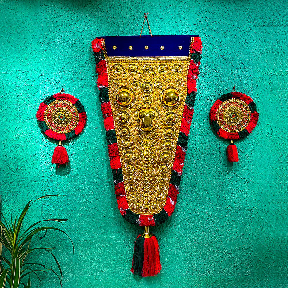 Nettipattam Alavattam Combo - Traditional Kerala Home Decor