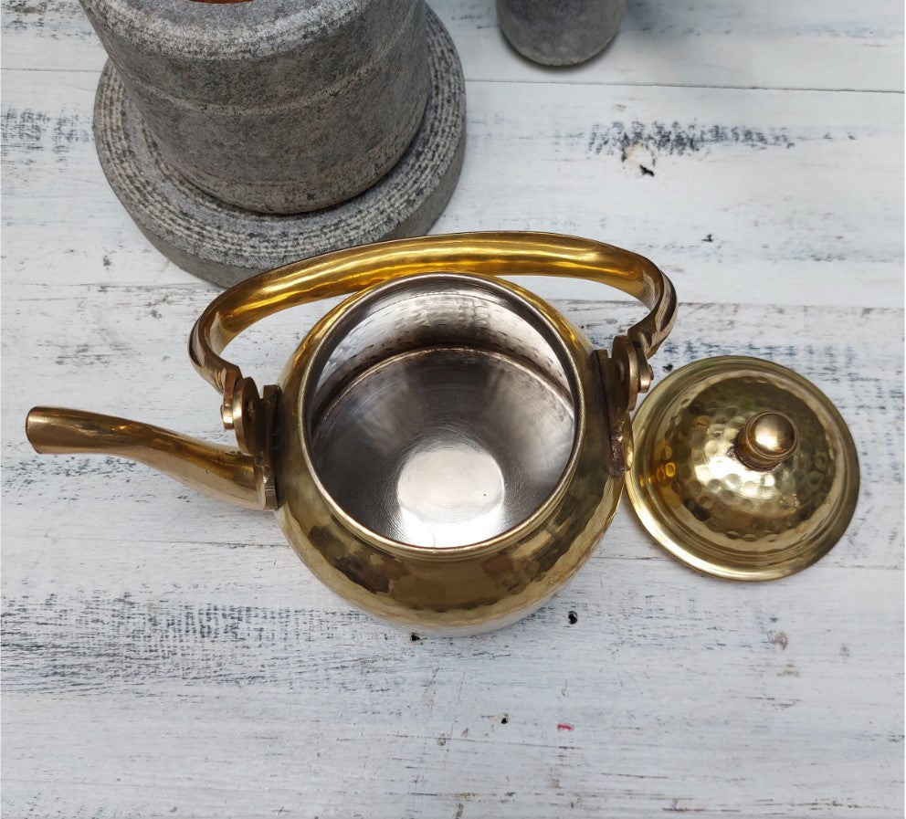 Brass kettle/ tea pot