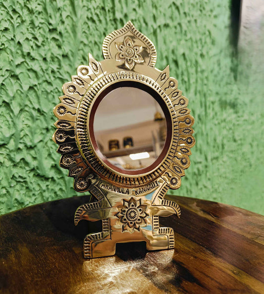 Aranmula kanandi (Metal Mirror) Round Frame with Back stand - 2.75 inch